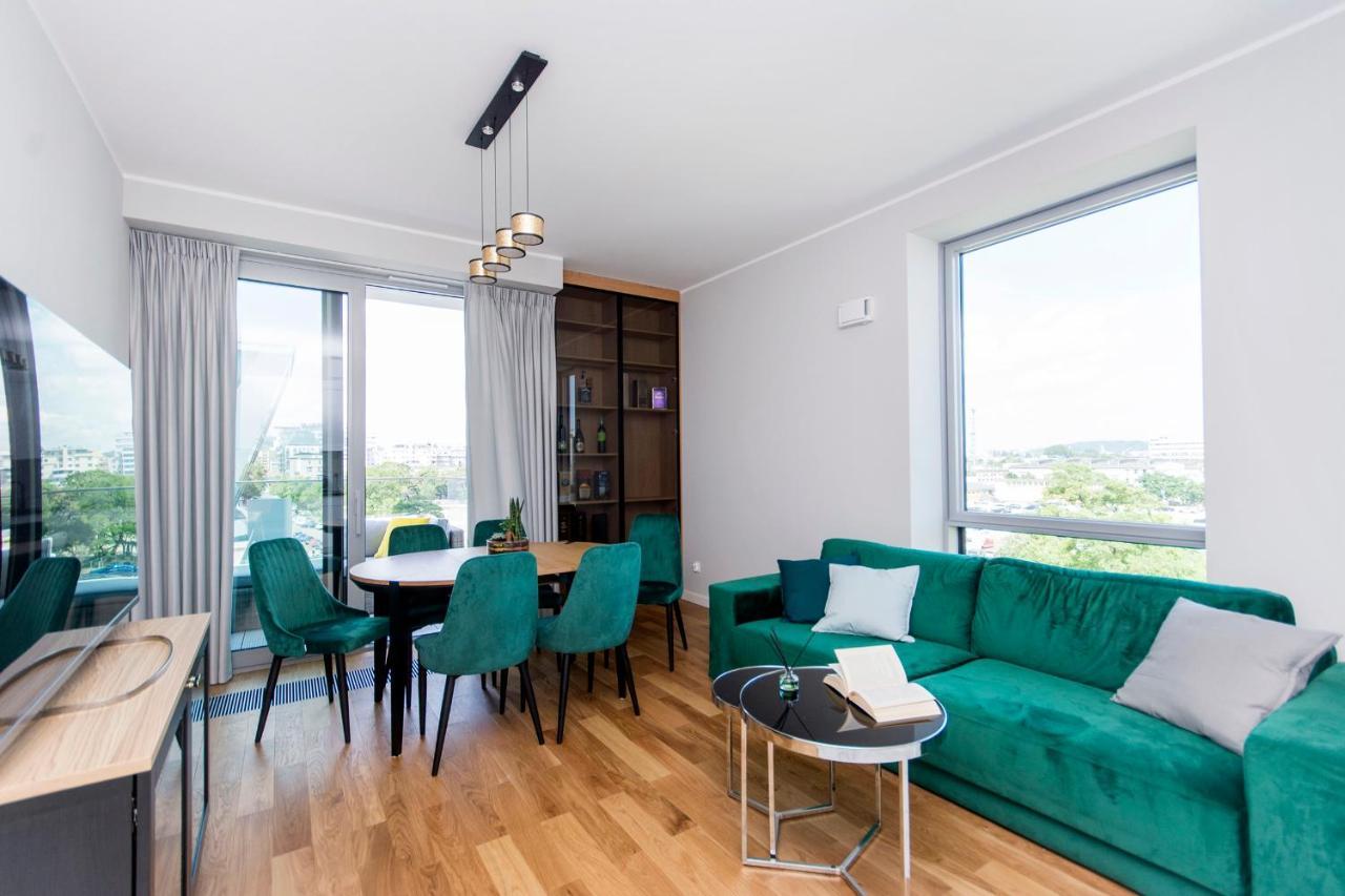 Yacht Park Rentyear Apartments Gdynia Exterior foto